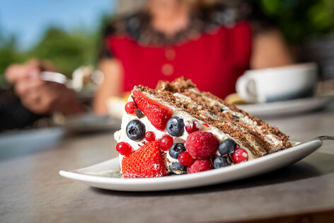 Restaurant-Campers-Kaffee-Kuchen-Biergarten